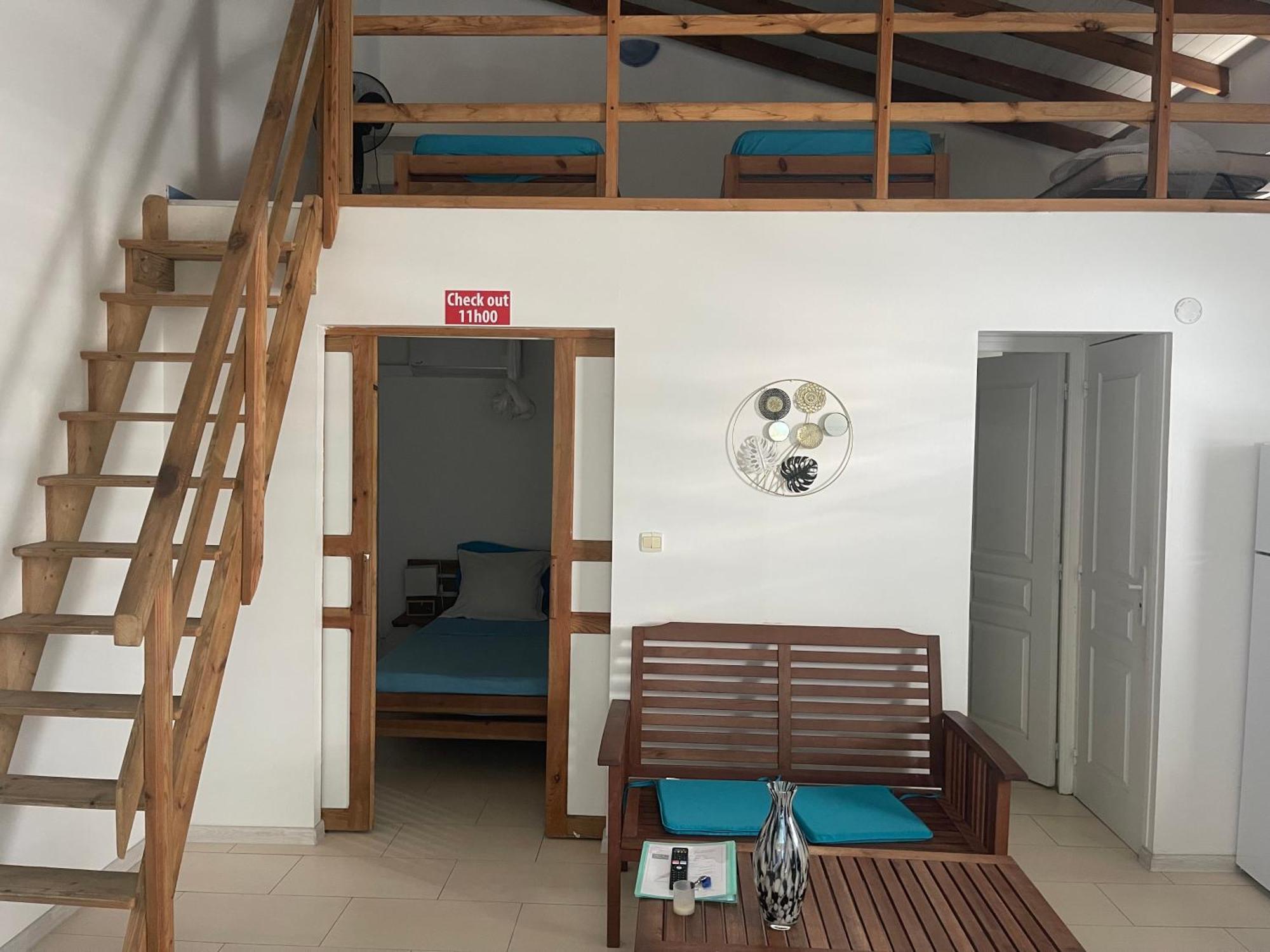 Bungalows Malueva 1 Chambre Et 1 Mezzanine A 5Min De La Plage De La Caravelle Sainte-Anne  Esterno foto