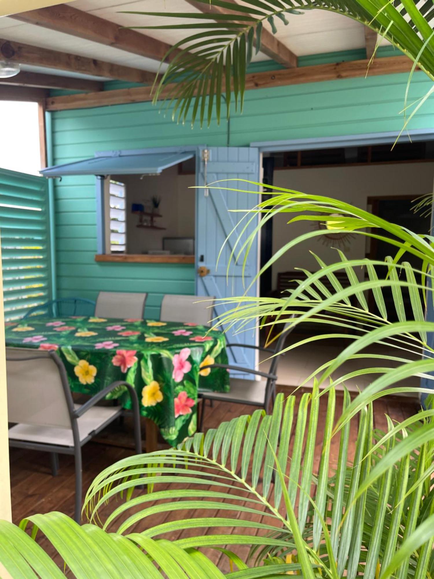 Bungalows Malueva 1 Chambre Et 1 Mezzanine A 5Min De La Plage De La Caravelle Sainte-Anne  Esterno foto